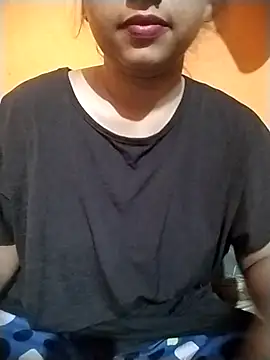 Sexy Divya   online show from May 11, 2026, 6:16 pm