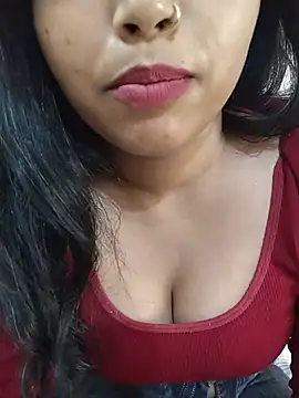 Sexy Divya   online show from May 15, 2026, 12:56 pm