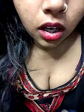 Sexy Divya   online show from June 3, 2026, 6:38 am