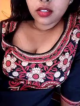 Sexy Divya   online show from June 5, 2026, 6:52 am