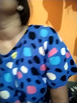 Sexy Divya   online show from June 17, 2026, 12:24 am