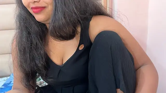 Sexy Divya   online show from June 24, 2026, 1:10 pm