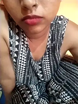 Sexy Divya   online show from June 28, 2026, 4:02 pm