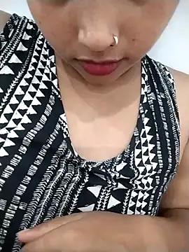 Sexy Divya   online show from July 26, 2026, 7:59 am