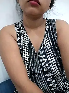 Sexy Divya   online show from July 28, 2026, 1:34 am