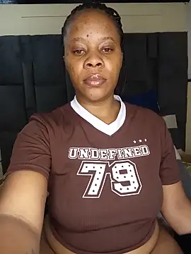 Emmylove-xr25 online show from June 2, 2026, 2:24 am
