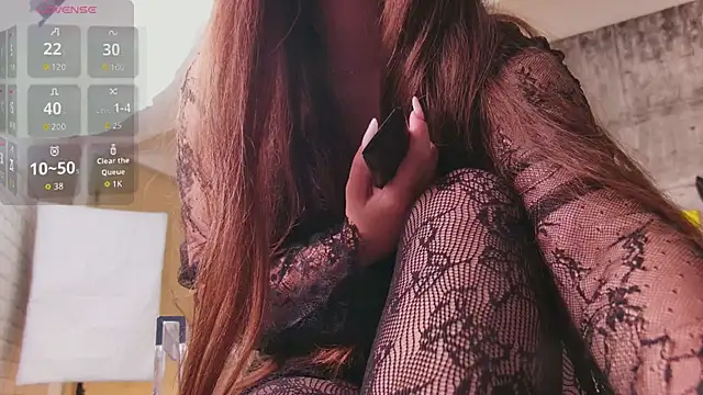 Snapshot of LuisaFaye chatting on June 15, 2026, 6:54 pm LuisaFaye online show from June 15, 2026, 6:54 pm
