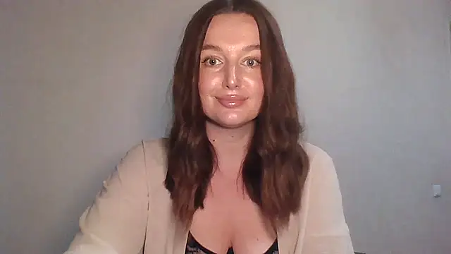 LilianaSwetx online show from July 8, 2026, 8:24 pm
