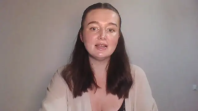 LilianaSwetx online show from July 12, 2026, 8:22 pm