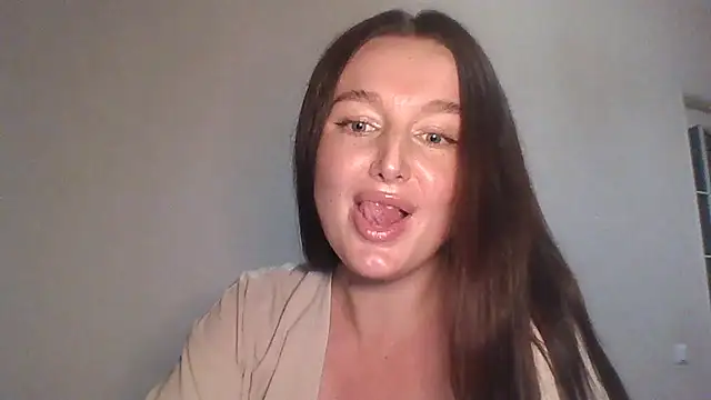 LilianaSwetx online show from July 26, 2026, 9:00 pm