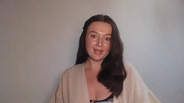 LilianaSwetx online show from July 27, 2026, 8:05 pm