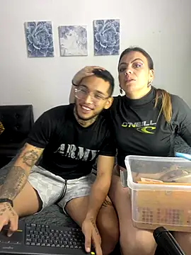 ariannawil online show from November 25, 2025, 12:10 am