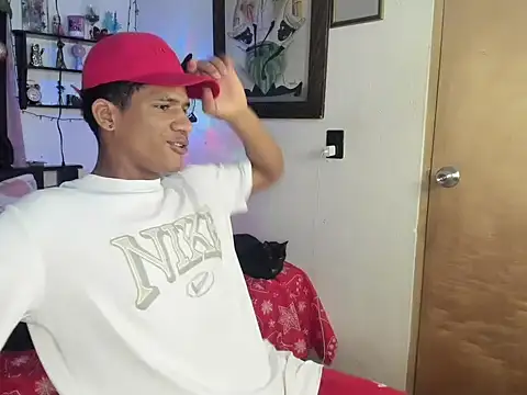 Snapshot of JUANBIGCOCK21CM chatting on December 16, 2025, 8:30 am JUANBIGCOCK21CM online show from December 16, 2025, 8:30 am