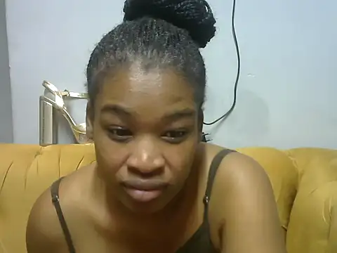 Snapshot of JuiceLips88 chatting on June 5, 2026, 6:24 pm JuiceLips88 online show from June 5, 2026, 6:24 pm