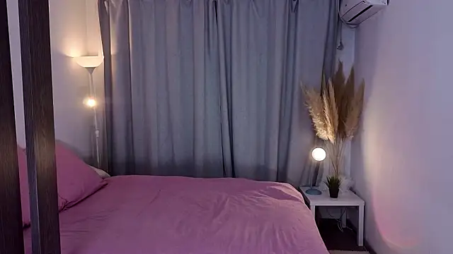 mybayby online show from February 26, 2026, 4:28 pm