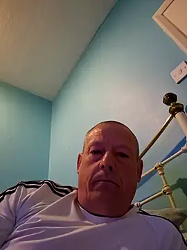 Tyson120 online show from April 4, 2026, 1:37 am