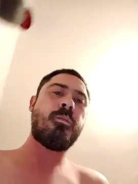 Snapshot of WeakDegree76 chatting on December 4, 2025, 3:54 pm WeakDegree76 online show from December 4, 2025, 3:54 pm