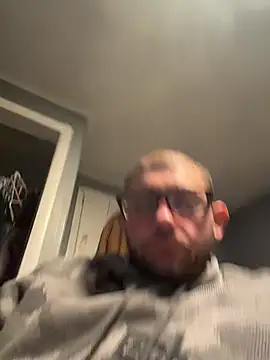 trickydickydaddy online show from March 29, 2026, 3:50 am