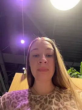 SashaCatt online show from February 22, 2026, 8:57 am