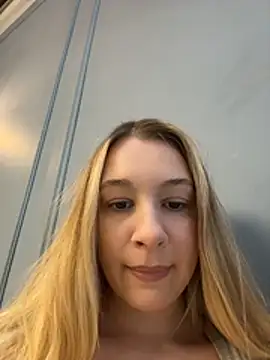 Snapshot of SashaCatt chatting on June 30, 2026, 8:48 am SashaCatt online show from June 30, 2026, 8:48 am