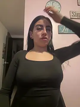 SCARLETT INK  online show from May 7, 2026, 11:54 pm