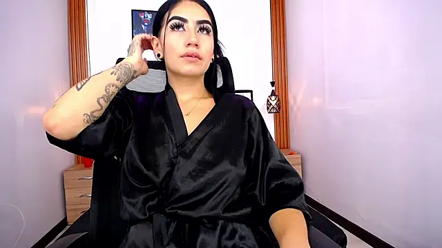 SCARLETT INK  online show from July 17, 2026, 12:06 am