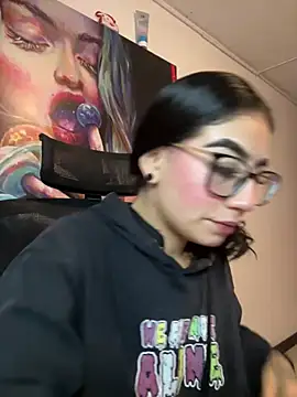 SCARLETT INK  online show from July 21, 2026, 11:29 pm