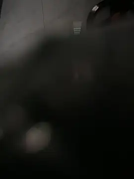 Snapshot of Cubuzinu chatting on February 3, 2026, 11:04 am Cubuzinu online show from February 3, 2026, 11:04 am