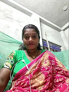 Snapshot of vipmonalisha chatting on December 5, 2025, 12:03 pm vipmonalisha online show from December 5, 2025, 12:03 pm