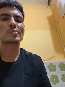 Snapshot of JrcerO2 chatting on April 16, 2026, 3:02 pm JrcerO2 online show from April 16, 2026, 3:02 pm