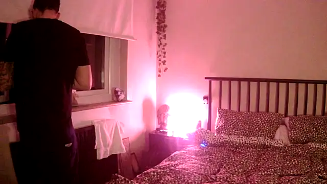 Snapshot of mikeyboys chatting on November 21, 2025, 7:12 pm mikeyboys online show from November 21, 2025, 7:12 pm