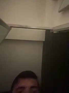 Snapshot of mikeyboys chatting on December 1, 2025, 9:09 pm mikeyboys online show from December 1, 2025, 9:09 pm