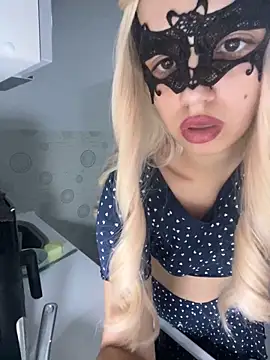 Snapshot of LilxSar chatting on November 20, 2025, 3:23 pm LilxSar online show from November 20, 2025, 3:23 pm