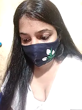 Snapshot of Honeya96 chatting on November 23, 2025, 5:13 pm Honeya96 online show from November 23, 2025, 5:13 pm