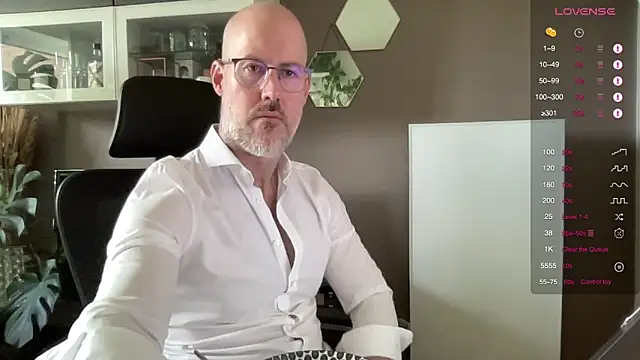 the new fit rubinho online show from May 7, 2026, 7:36 am