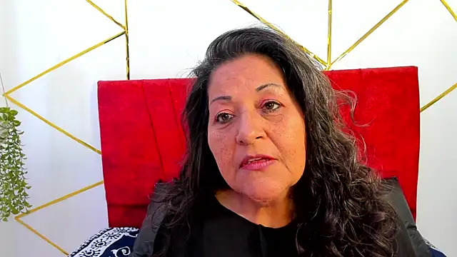 Snapshot of Victoriaa_Anderson chatting on December 17, 2025, 2:06 am Victoriaa Anderson online show from December 17, 2025, 2:06 am