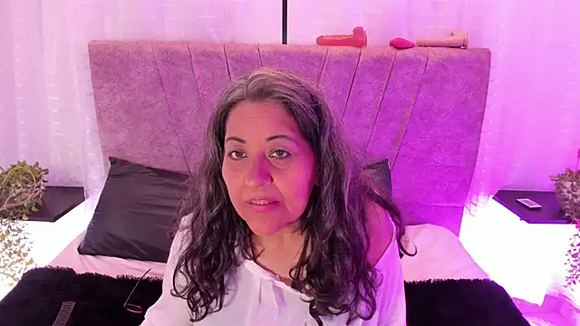 Victoriaa Anderson online show from April 29, 2026, 5:30 pm