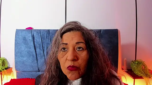 Snapshot of Victoriaa_Anderson chatting on June 18, 2026, 7:51 pm Victoriaa Anderson online show from June 18, 2026, 7:51 pm