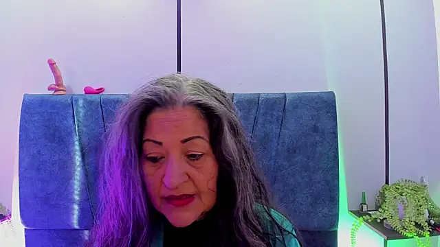 Victoriaa Anderson online show from June 26, 2026, 12:42 pm