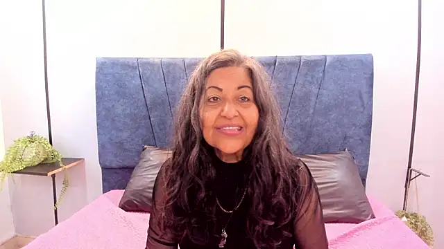 Victoriaa Anderson online show from July 28, 2026, 8:52 pm