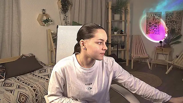 FrancescaCavaliere online show from April 29, 2026, 6:39 am