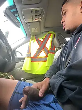 Snapshot of arnoldtrenp chatting on November 17, 2025, 2:45 pm arnoldtrenp online show from November 17, 2025, 2:45 pm