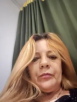 karlaanqui1 online show from January 16, 2026, 1:20 am