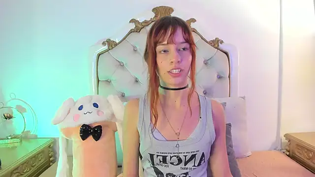 Snapshot of scarlett_smith_3 chatting on June 20, 2026, 2:14 am scarlett smith 3 online show from June 20, 2026, 2:14 am