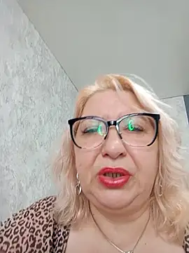 Snapshot of URALS-BOOBS chatting on November 28, 2025, 8:06 am URALS-BOOBS online show from November 28, 2025, 8:06 am