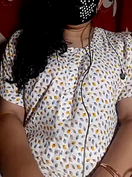 Snapshot of HotGirl23231 chatting on June 28, 2026, 7:20 pm HotGirl23231 online show from June 28, 2026, 7:20 pm