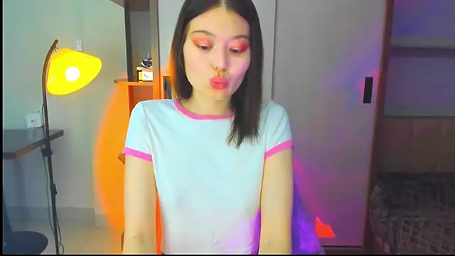 HopeLovely online show from March 4, 2026, 9:59 am