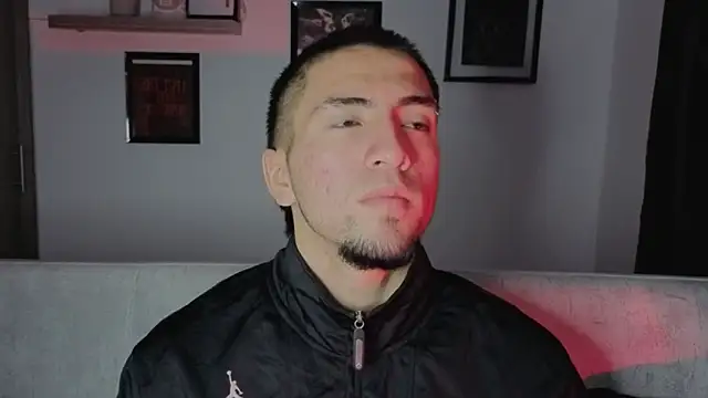 Snapshot of AresMassimoX chatting on November 25, 2025, 5:51 am AresMassimoX online show from November 25, 2025, 5:51 am