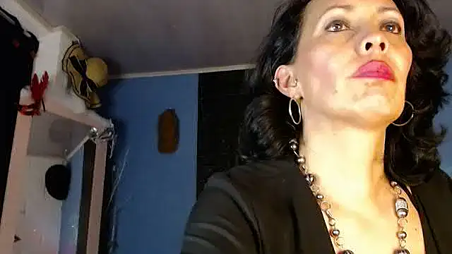 Jhanne Cherry  online show from April 30, 2026, 5:03 am