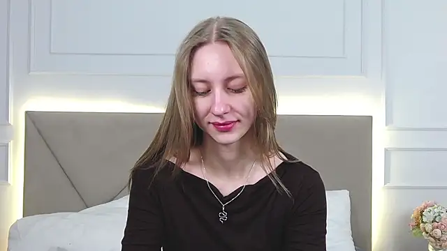 RachaelCute online show from February 1, 2026, 9:08 am